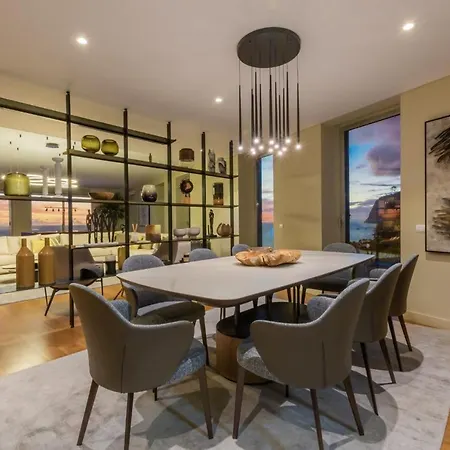 דירה Luxury Ocean View I 3br I Pools I Madeira Palace I פונשל