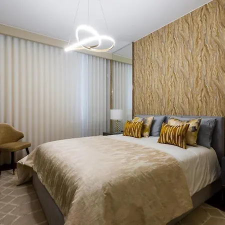 Luxury Ocean View I 3br I Pools I Madeira Palace I דירה *