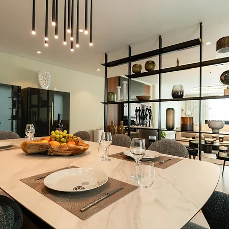 Luxury Ocean View I 3br I Pools I Madeira Palace I דירה *