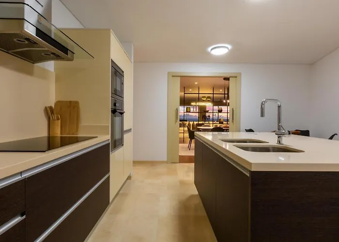 Apartment Luxury Ocean View I 3br I Pools I Madeira Palace I Funchal (Madeira)